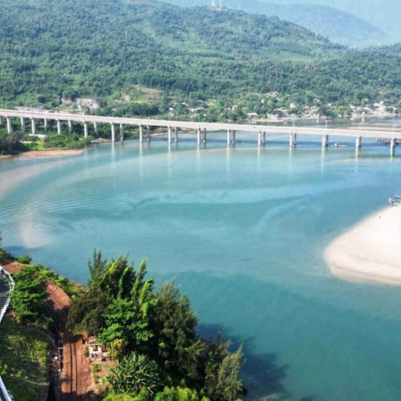 Lang Co Bay: Discover a world-class coastal paradise at the foot of Hai Van Pass